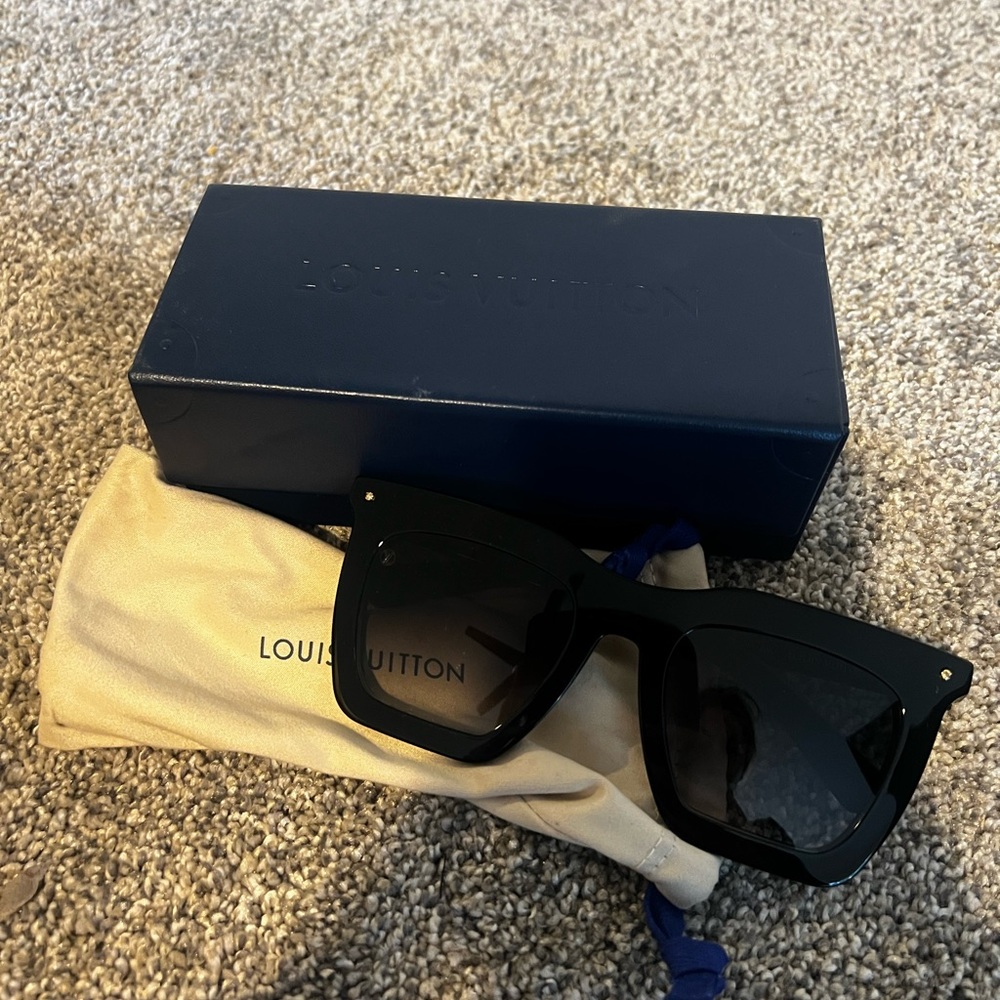 BRAND NEW LV glasses